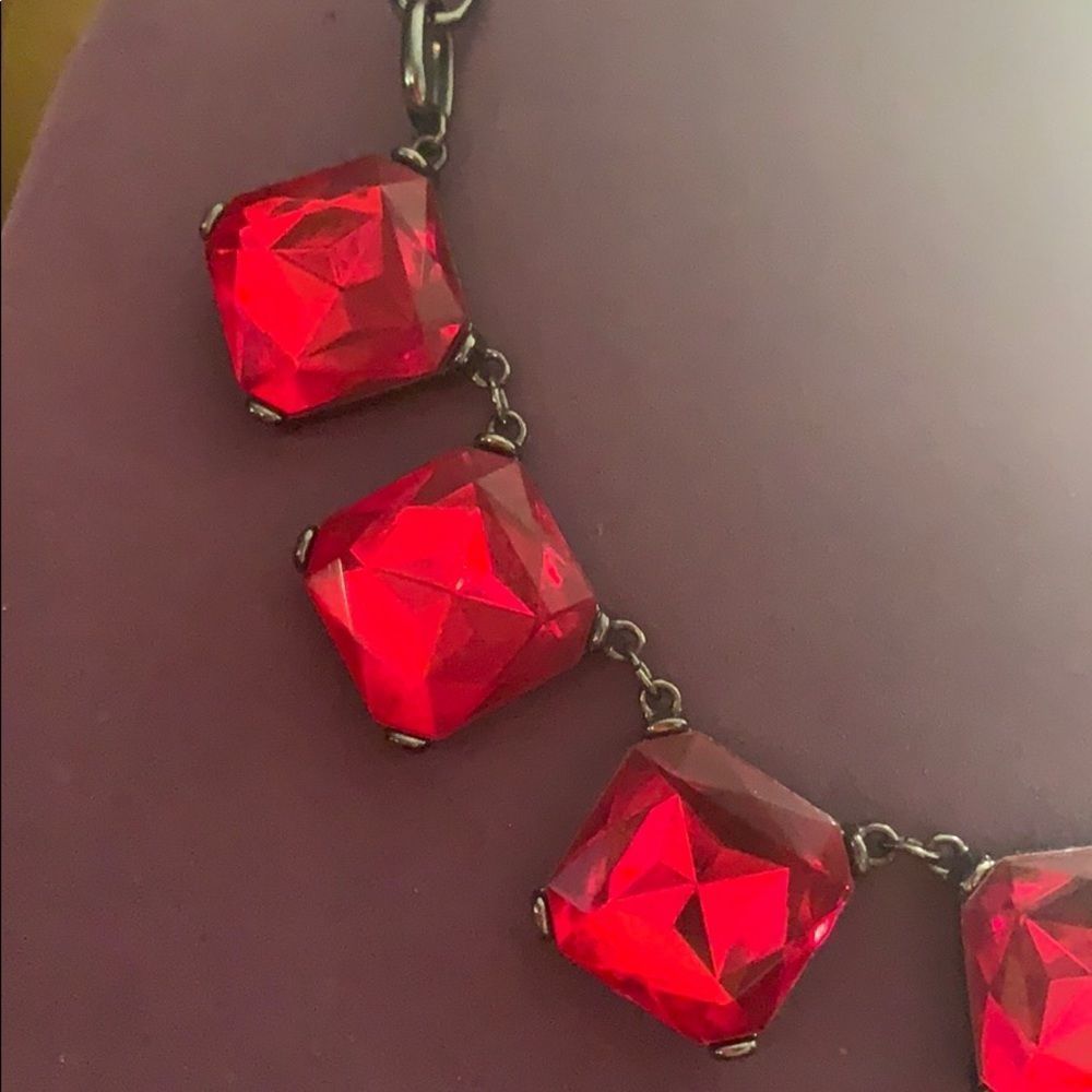 Red Rhinestone necklace - Picture 2 of 4